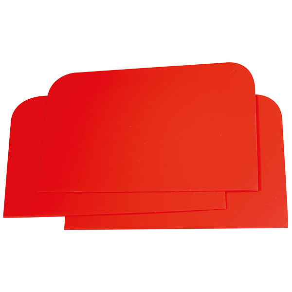 Plastic spreader